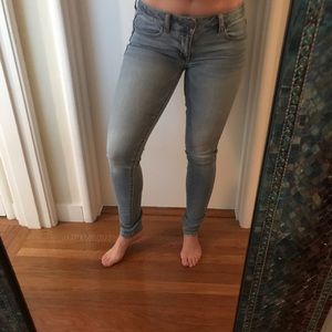 American Eagle super stretch size 4